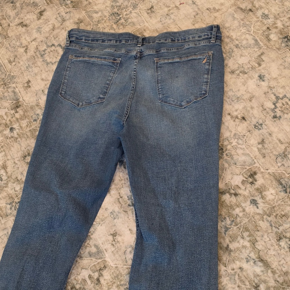 Nautica Jeans Co Womens Size 16 Medium Wash Straight Leg Denim Blue Jeans